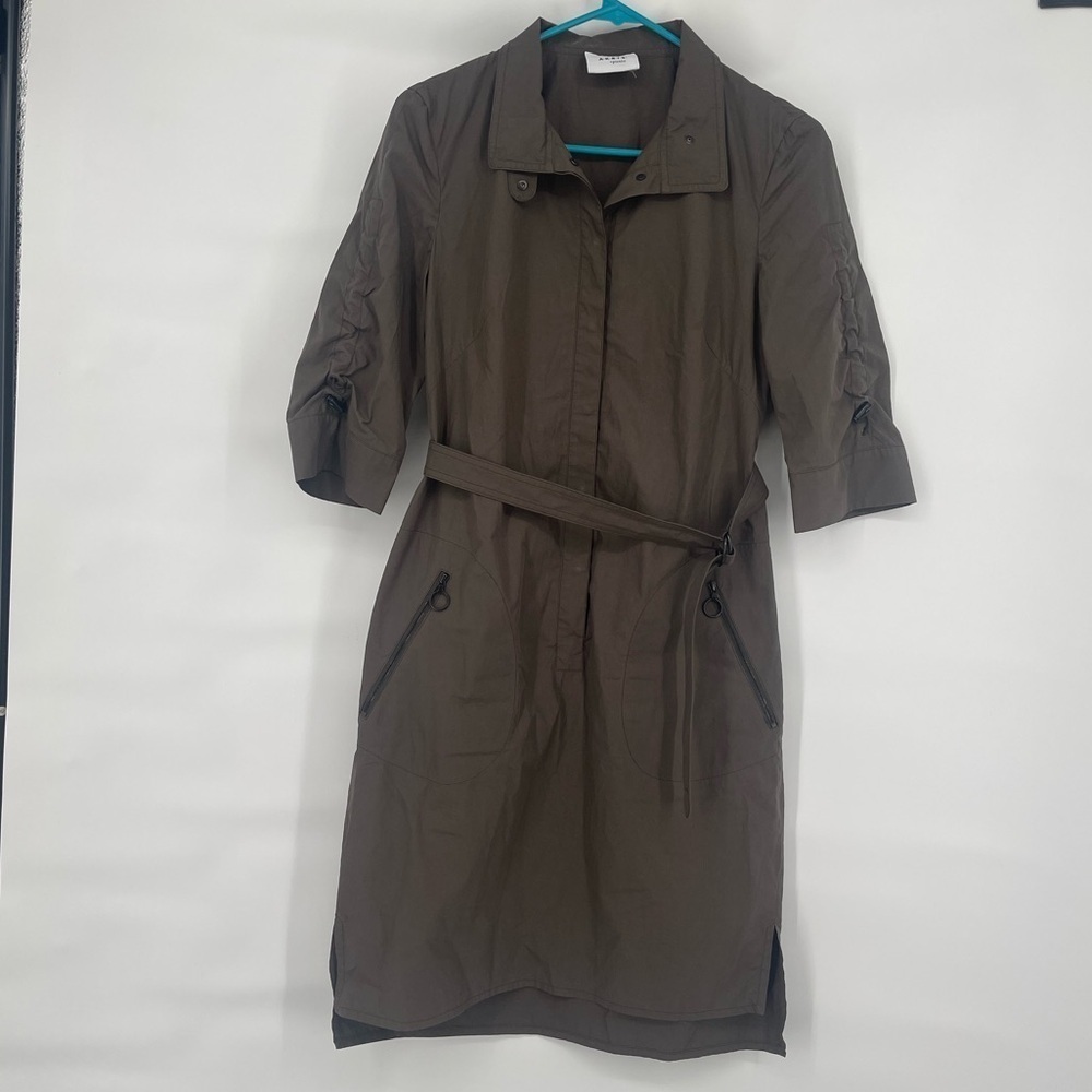 Akris Punto grey button up belted shirt dress